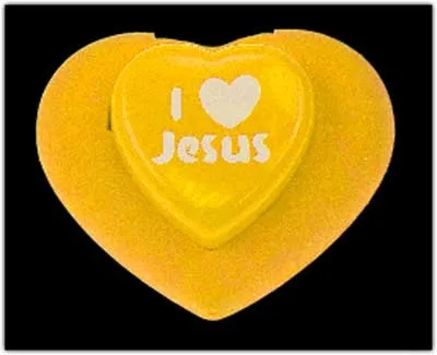 GOMME COEUR AVEC SON TAILLE CRAYON JAUNE