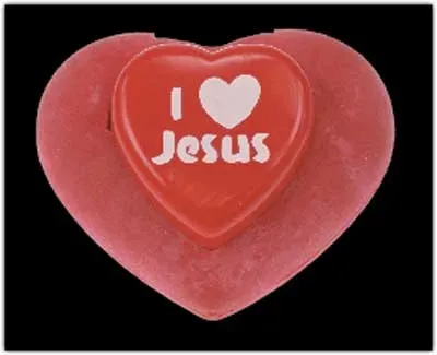 GOMME COEUR AVEC SON TAILLE CRAYON ROUGE