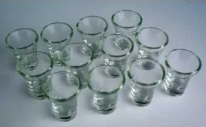 GOBELETS EN VERRE POUR SAINTE CENE - VENDU PAR 20 PIECES