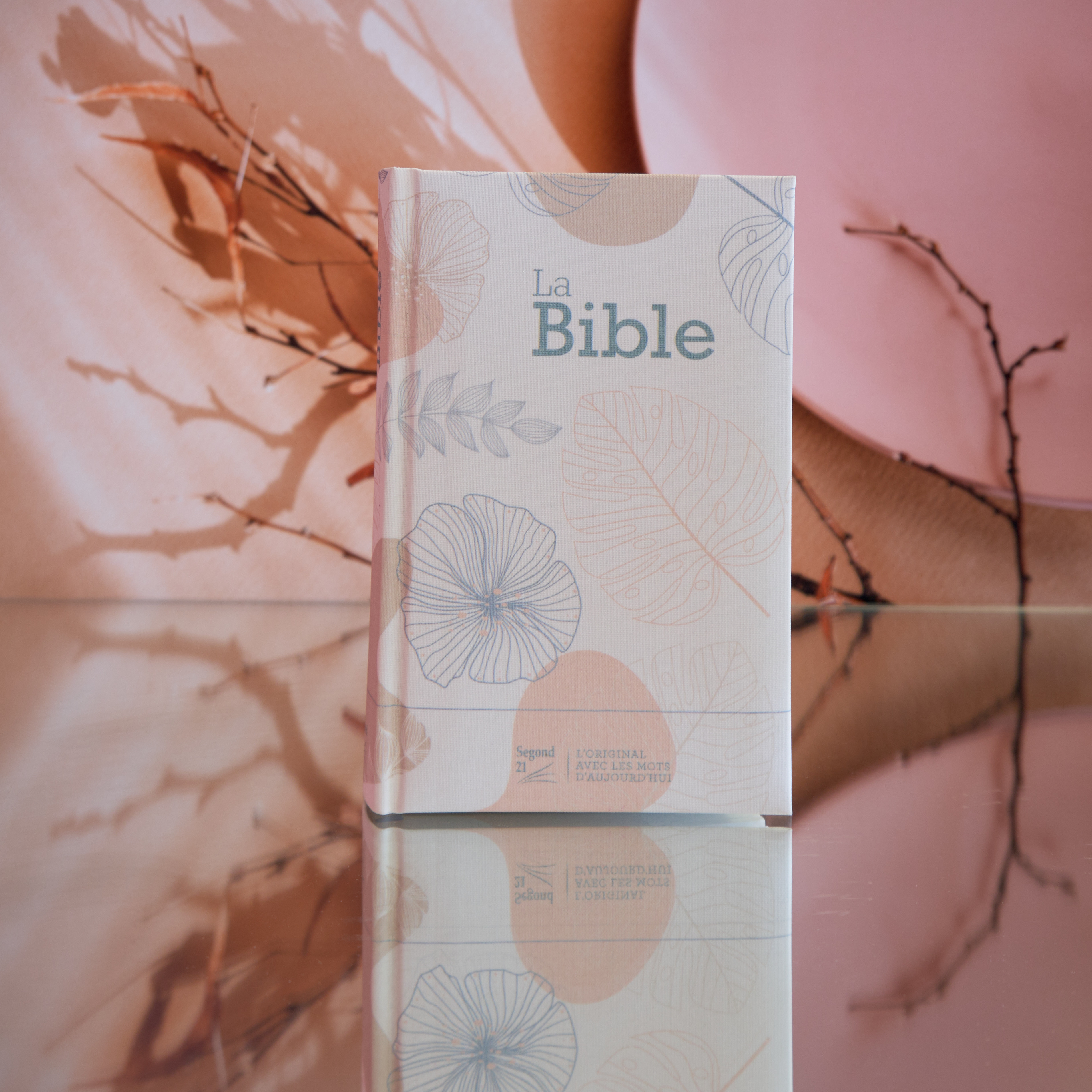 BIBLE SEGOND 21 COMPACTE "PREMIUM STYLE" TOILEE MATELASSEE  MOTIF FLEUILLE - RIGIDE